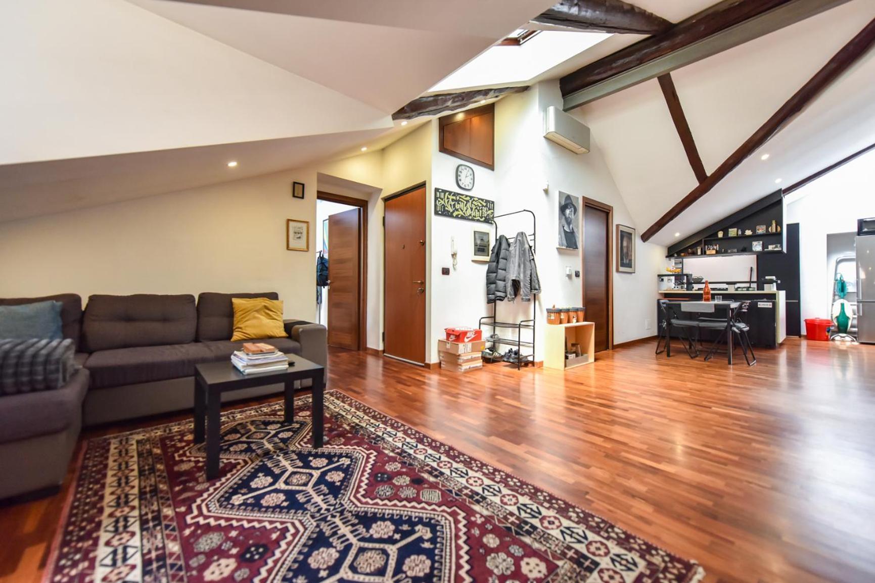 Modern Apartment Piazza Statuto Porta Susa Fs Турин Екстер'єр фото